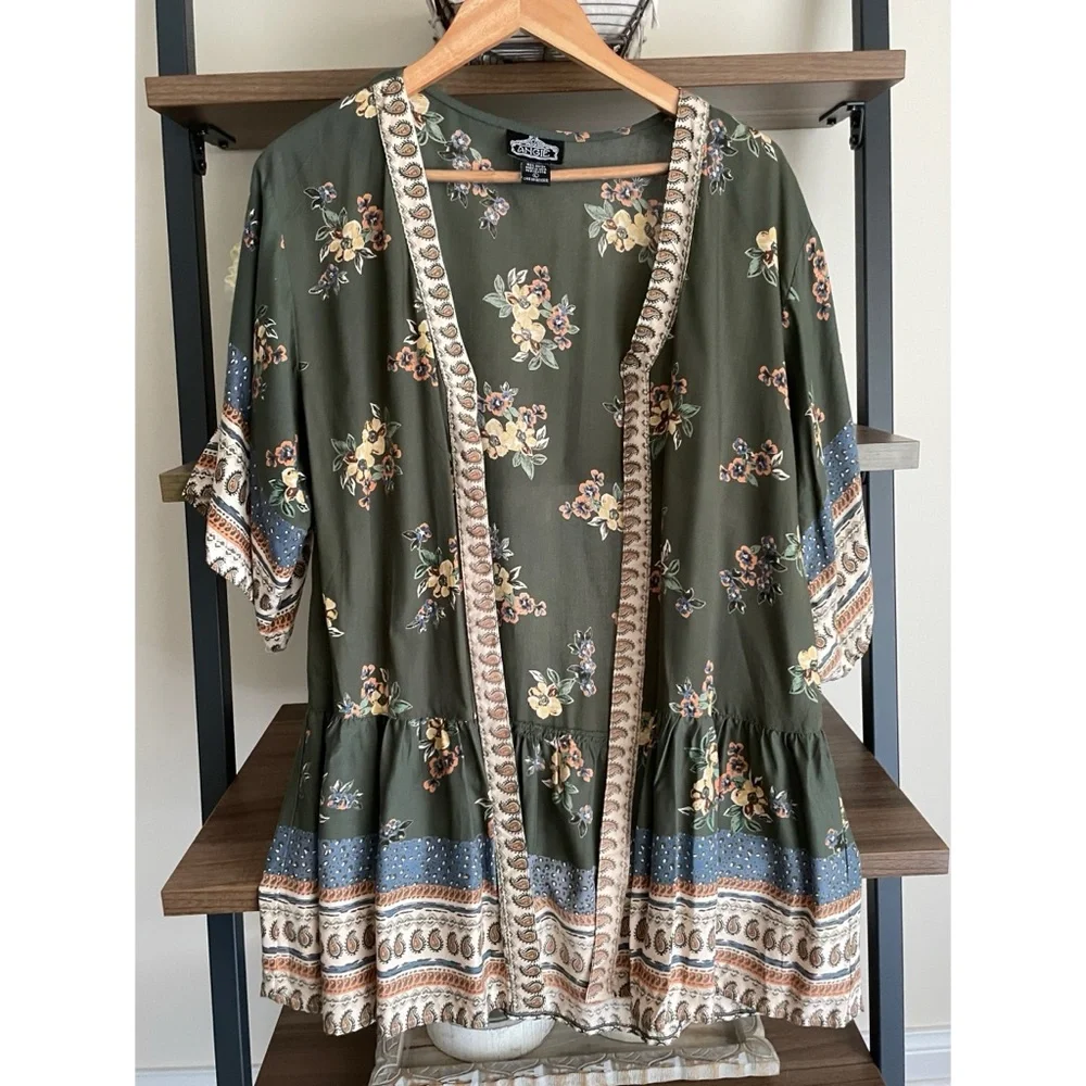 SOLD Angie Floral Open-front Kimono Cardigan, Size Large - Picture 4 of 7